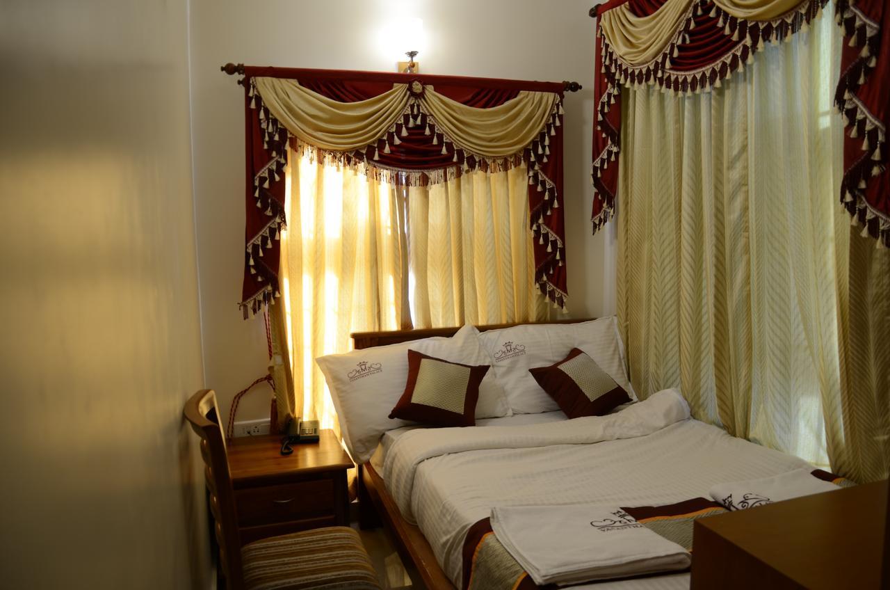 Hotel Vasantham Palace Ooty Ngoại thất bức ảnh