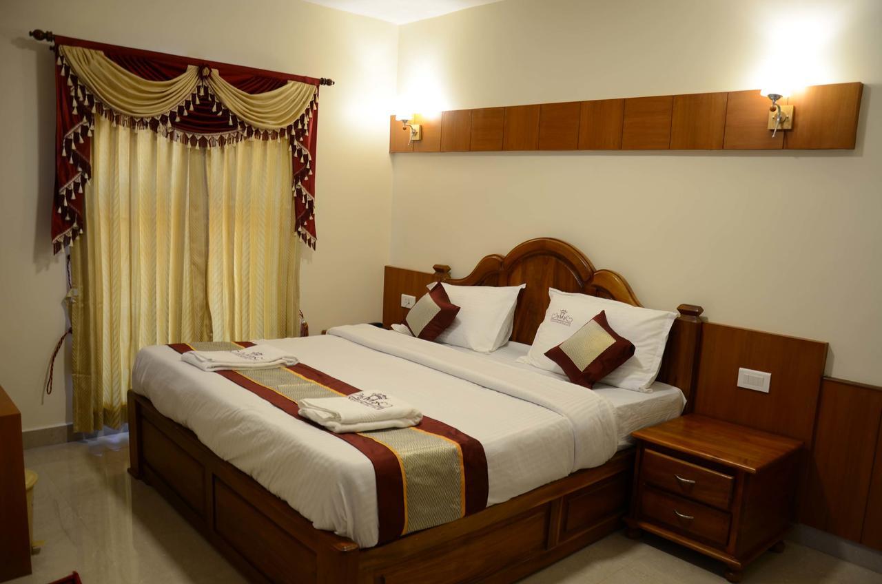 Hotel Vasantham Palace Ooty Ngoại thất bức ảnh